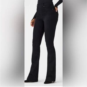 Spanx Shape EveryWear Flare Leg Pull-On Jeans Sz. M